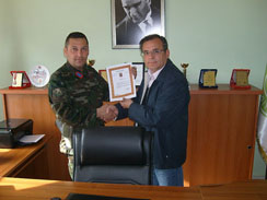 Ba�kan�m�za Takdir Belgesi Verildi