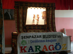 Belediyemizden Örencilerimize Karagöz-Hacivat Oyunu